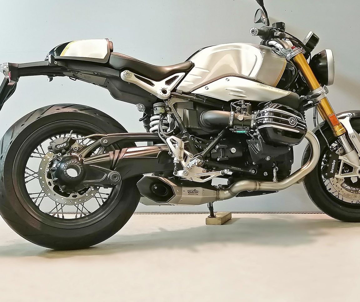 BMW